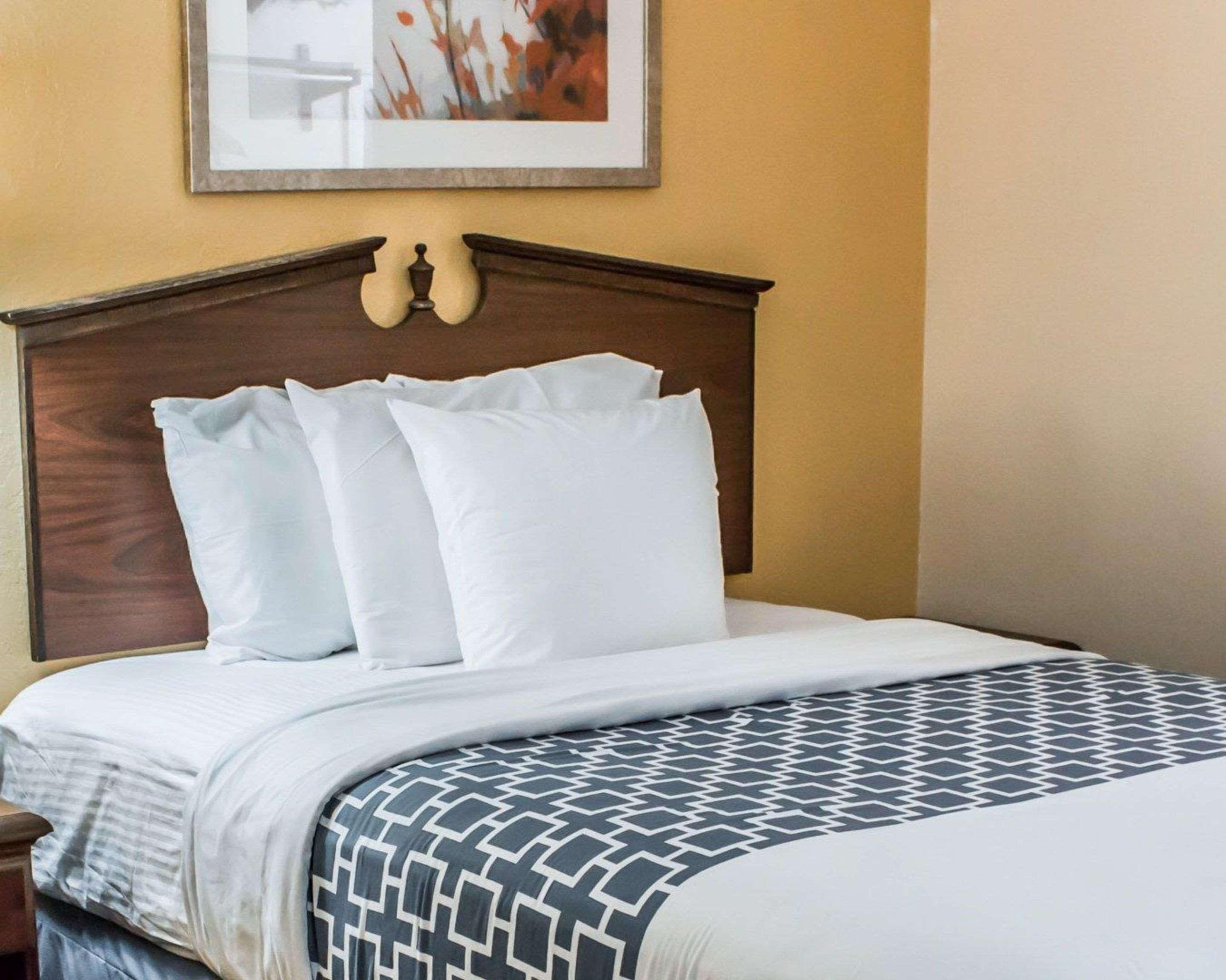 Econo Lodge Battleboro - Rocky Mount I-95 Экстерьер фото